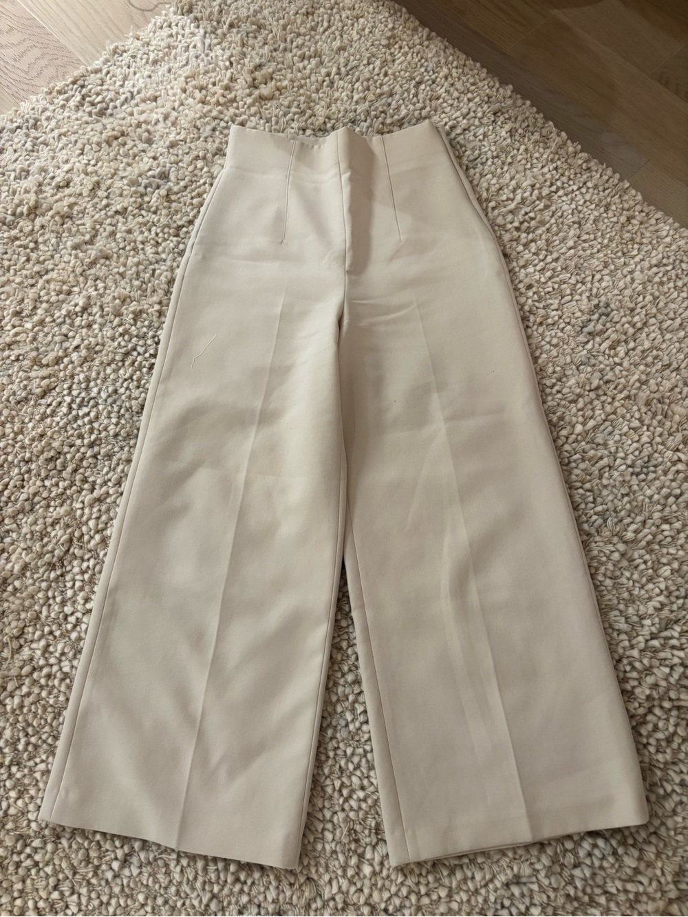 Zara cream colored wide leg trousers